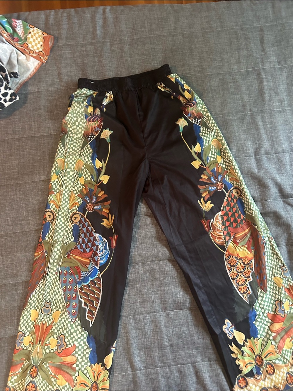 Beautiful Vintage print silk feel pants.  Can wear casual or Elegant occasion.